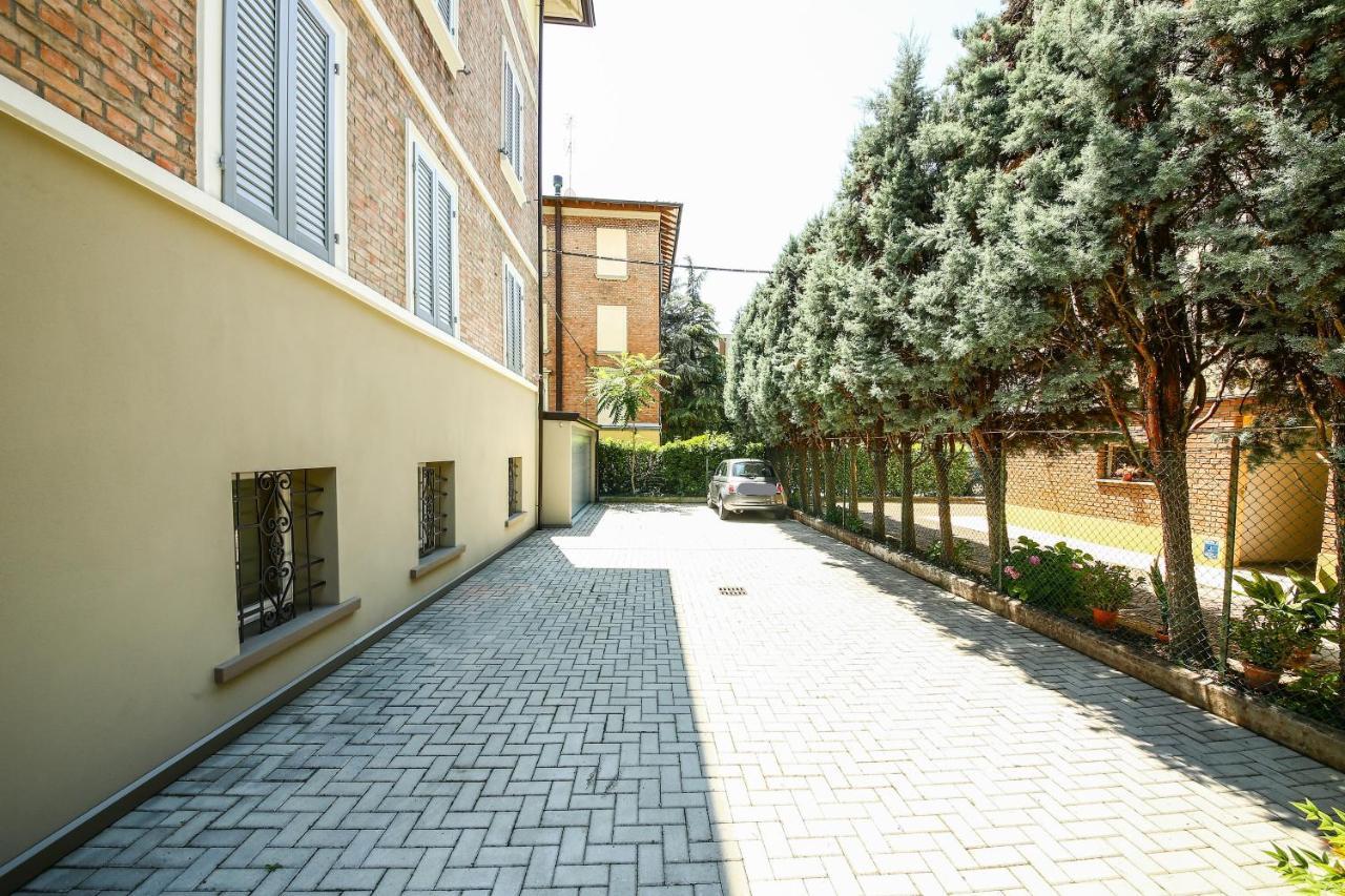 La Bella Modena Hotell Eksteriør bilde